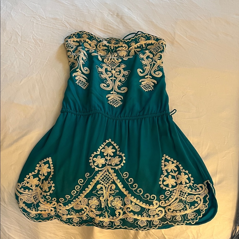 Strapless Dress with Ivory Embroidery intermix